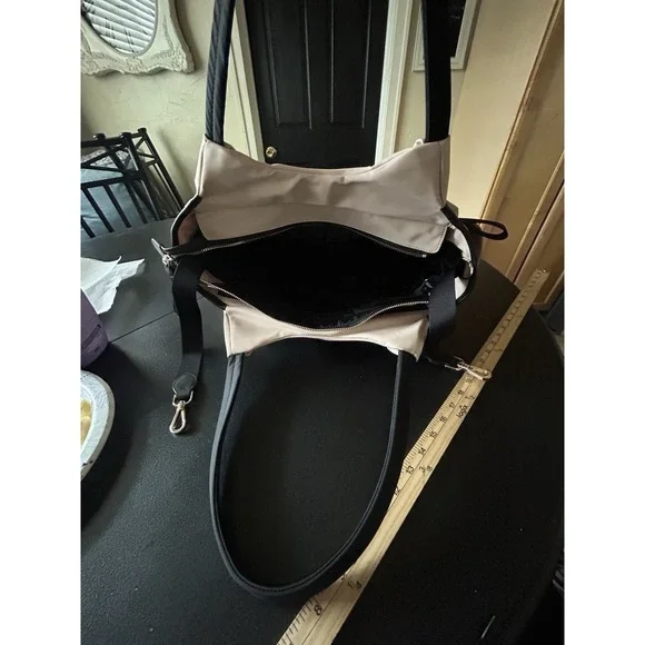 Large Kate Spade Diaper Bag Tan/pink Nylon Easy Wipe Down Shoulder Strap Clean - Picture 9 of 15